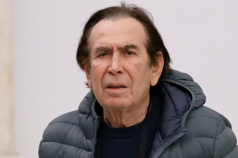 giucas casella al funerale di sandra milo